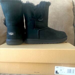 Bailey button II Kids UGGs